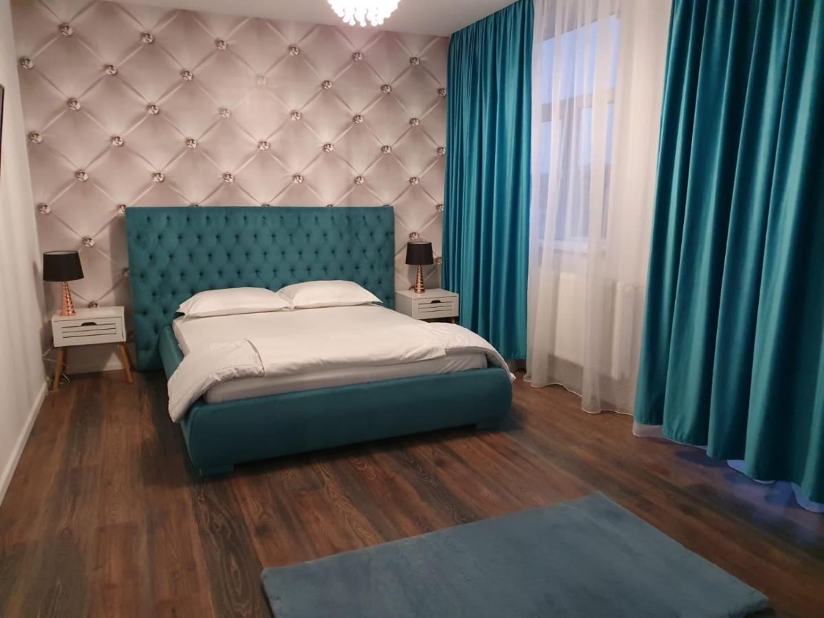 Garsonierre Central Luxury Târgu Jiu Exteriér fotografie
