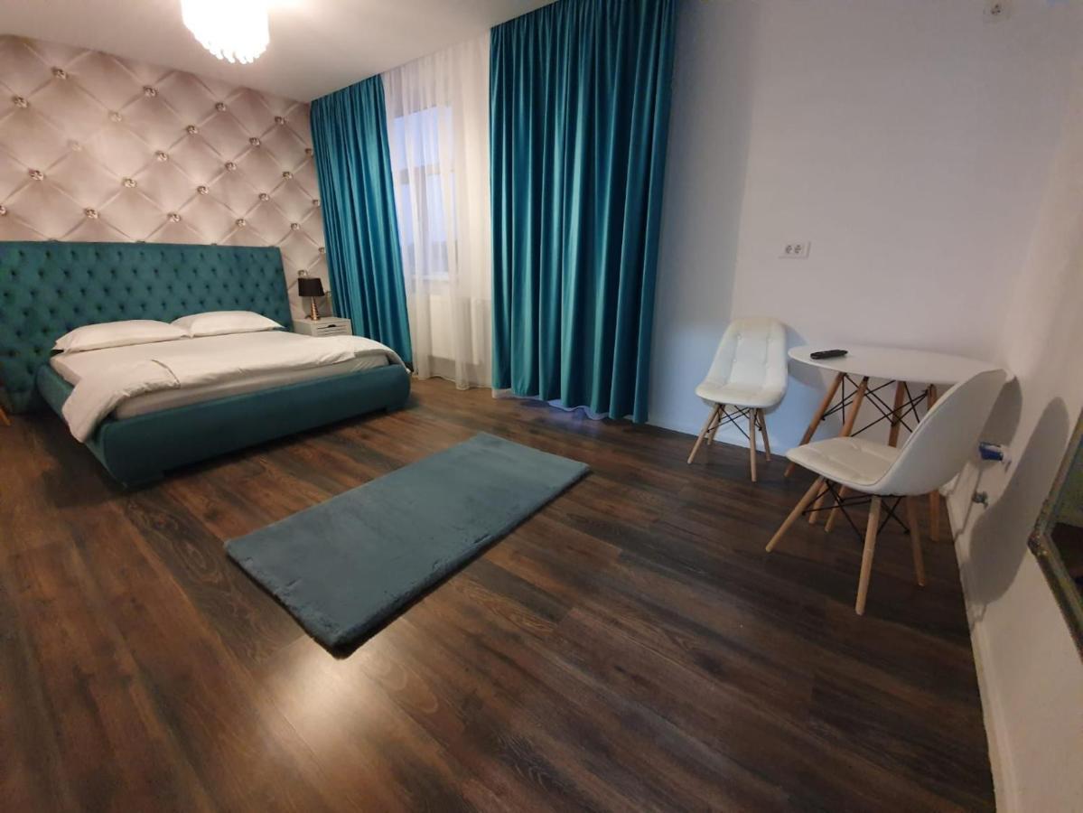 Garsonierre Central Luxury Târgu Jiu Exteriér fotografie